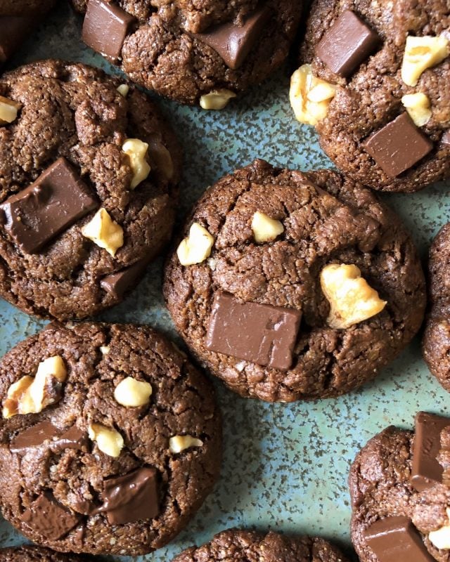 healthy double chocolate cookies