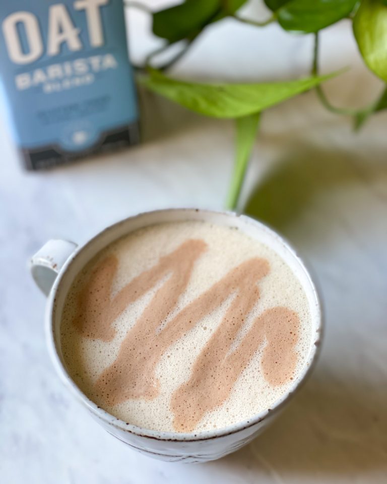 Peanut Butter Cup Latte (Dairy Free, Refined Sugar Free) Liz Moody