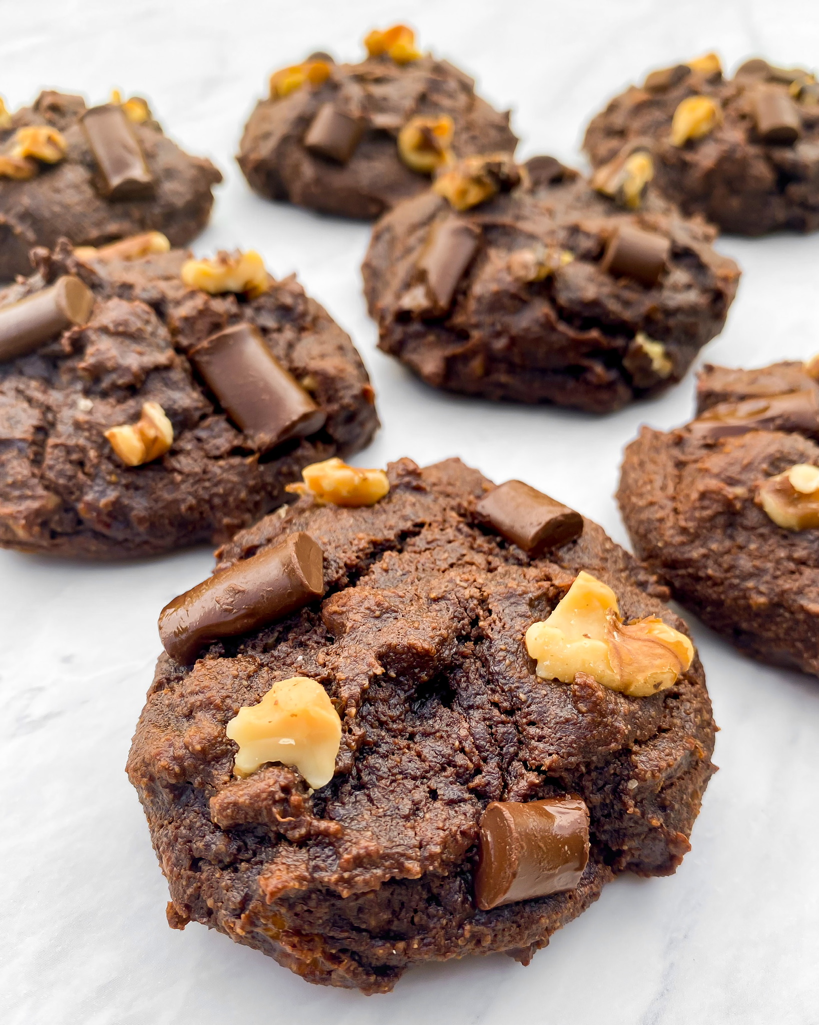 healthy double chocolate chunk muffin tops