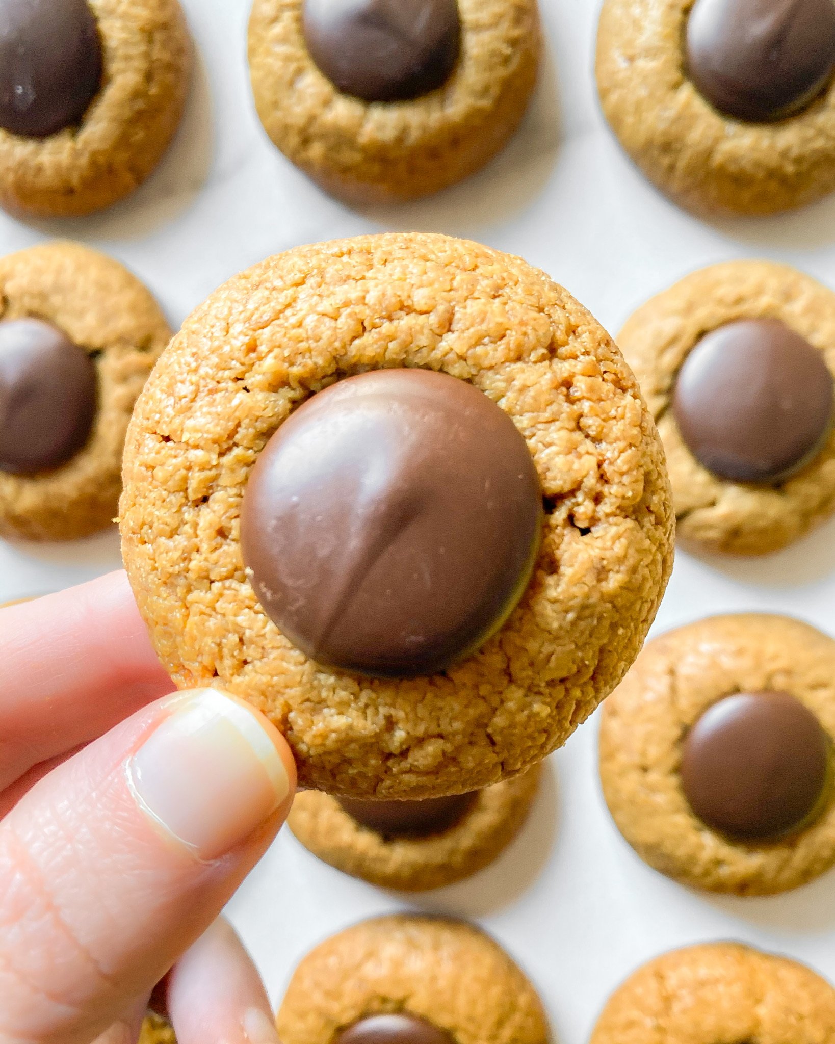 healthy peanut butter blossoms 