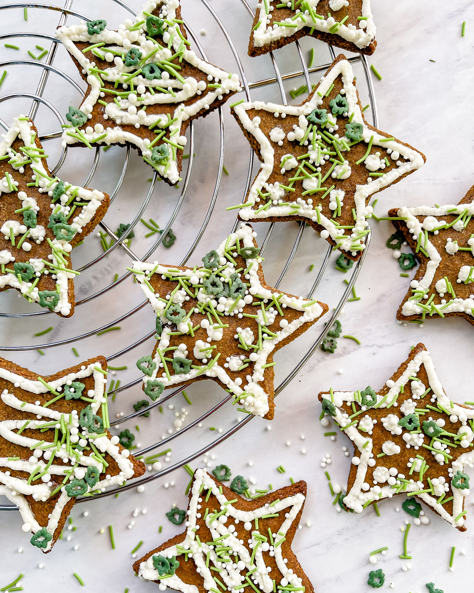 healthy gingerbread cookies